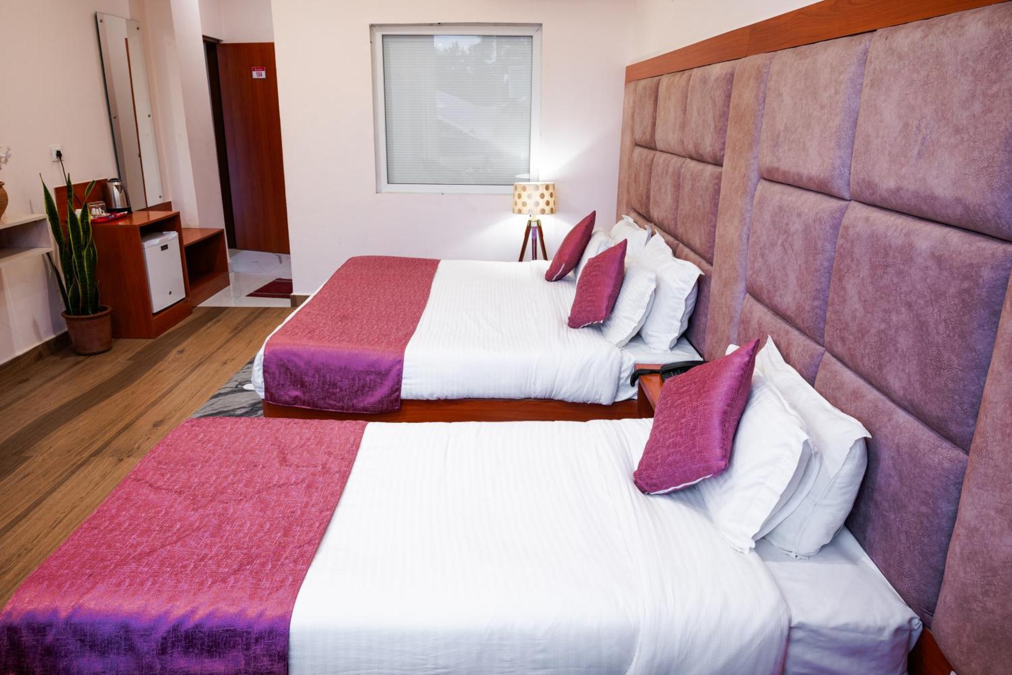 Hotel Sagar Residency - Best Mountain View Hotel In Palampur Bagian luar foto